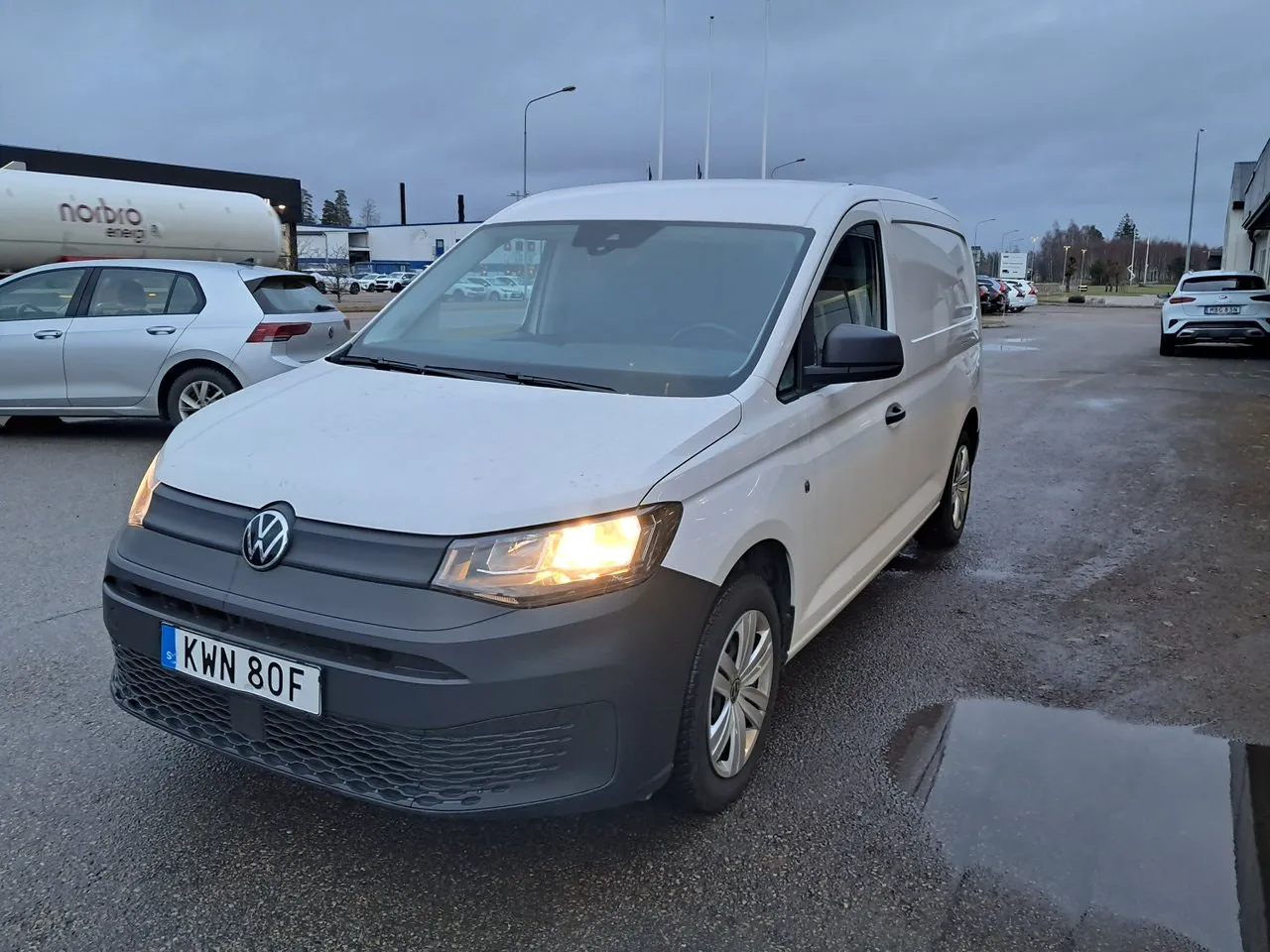 Vehicle image 2