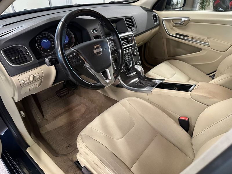 Volvo S60 bild 9