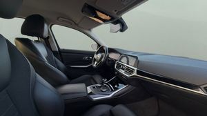 BMW 330 bild 11