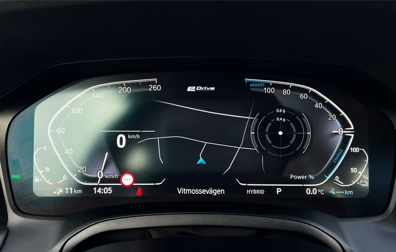 BMW 330 bild 13