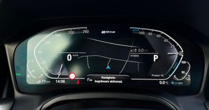 BMW 330 bild 14