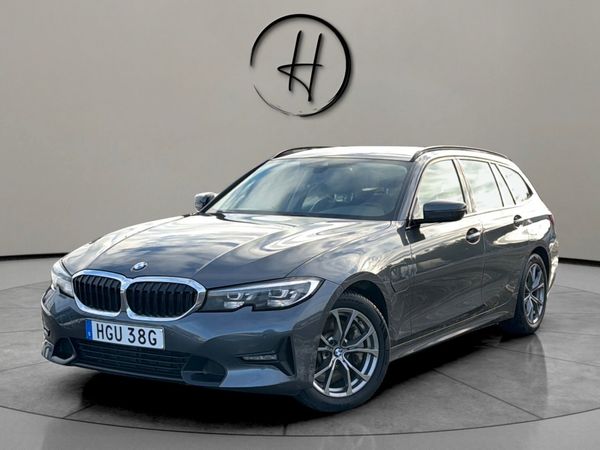 BMW 330 e 292hk 1-Ägare Plug in-hybrid GPS Dragkrok LED * SE-UTR - 2021