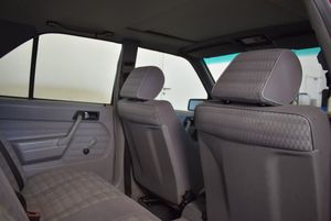 Mercedes 190 bild 18