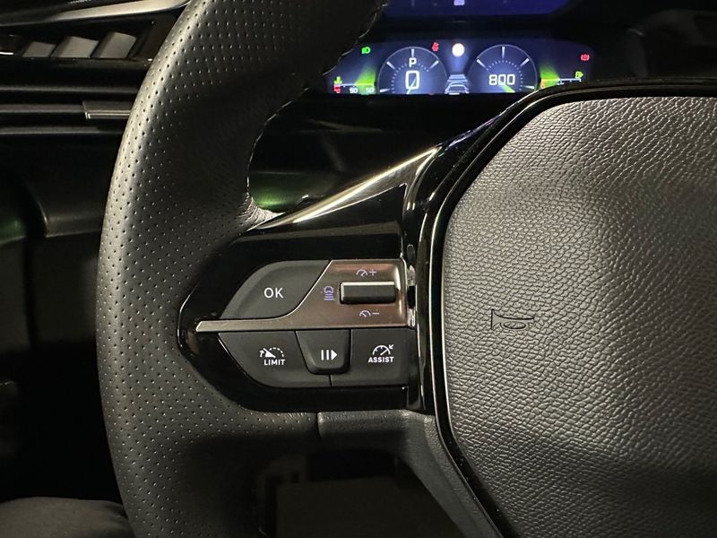 Peugeot 408 bild 22