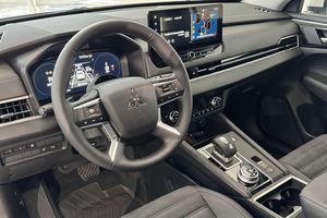 Mitsubishi Outlander bild 6