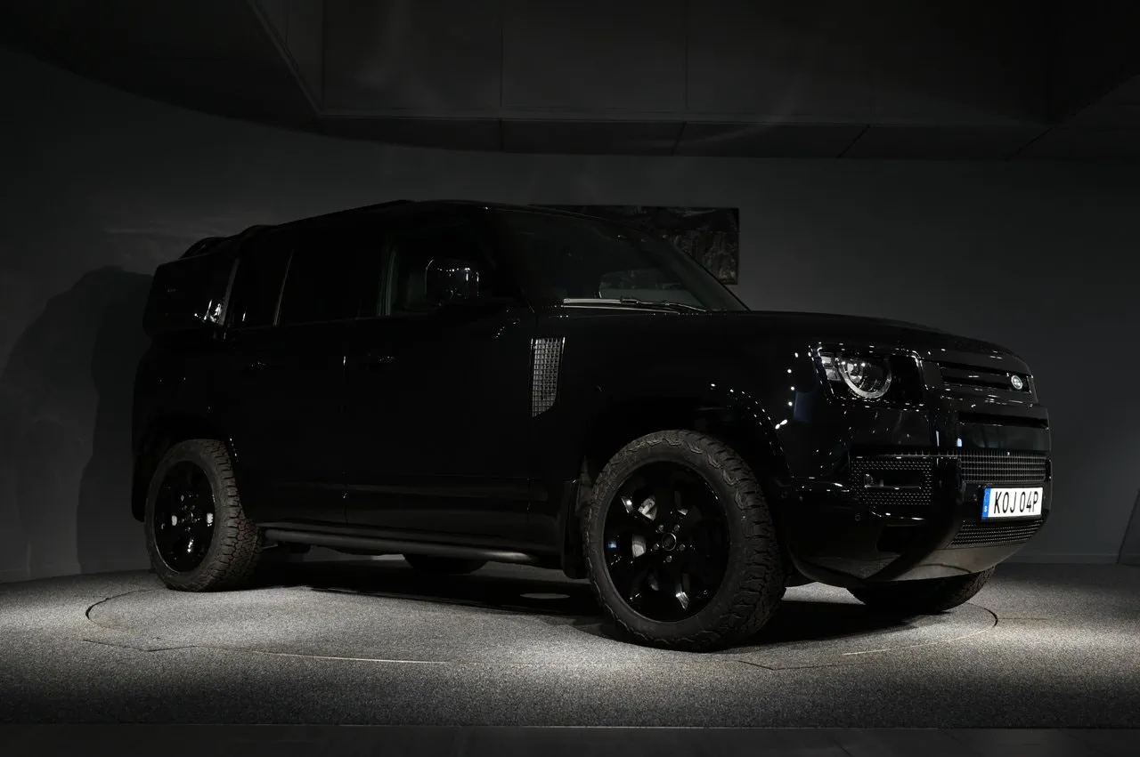 Vehicle image 7