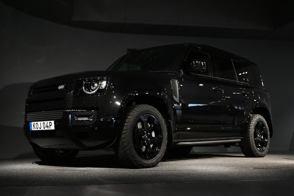 Land Rover Defender 110 P300e X-Dynamic SE *DEMOBIL* - 2025