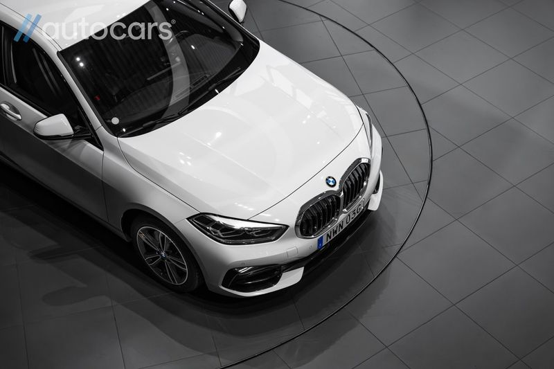 BMW 120 bild 30