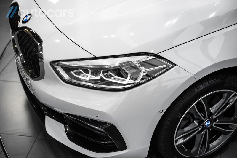 BMW 120 bild 8