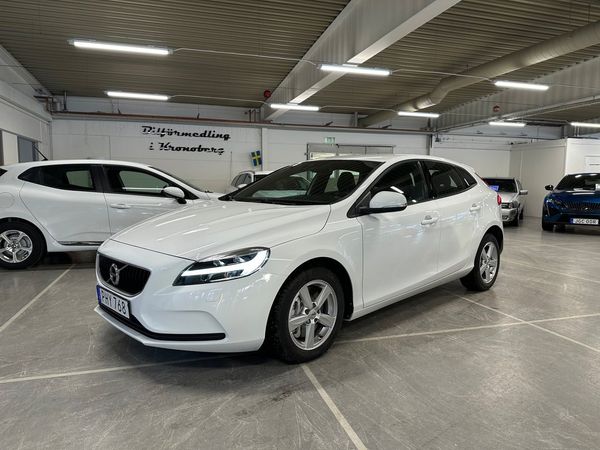 Volvo V40 D2 Momentum Moms Leasebar Nyservad Nybesiktigad - 2017