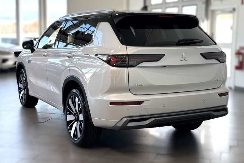 Mitsubishi Outlander bild 2