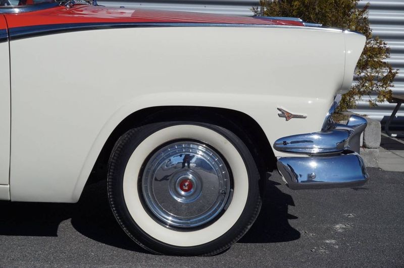 Ford Fairlane bild 13