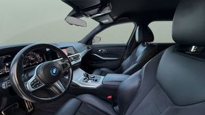 BMW 330 bild 10