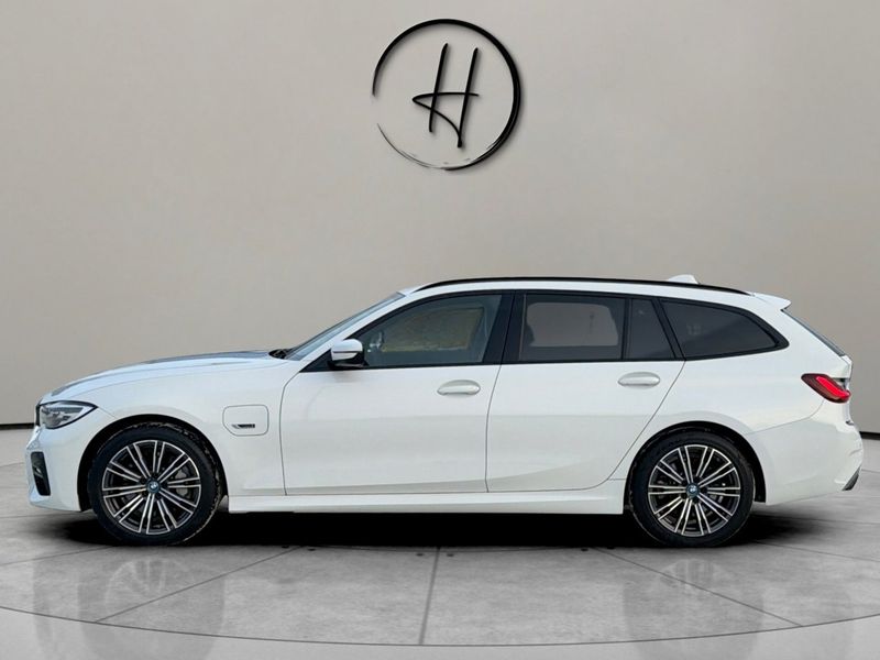 BMW 330 bild 7