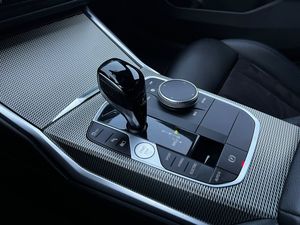 BMW 330 bild 14
