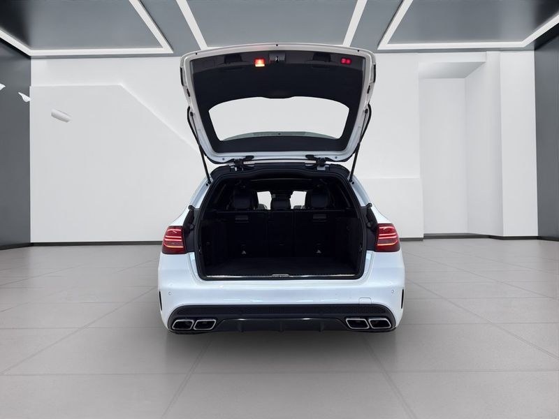 Mercedes C63 AMG bild 20
