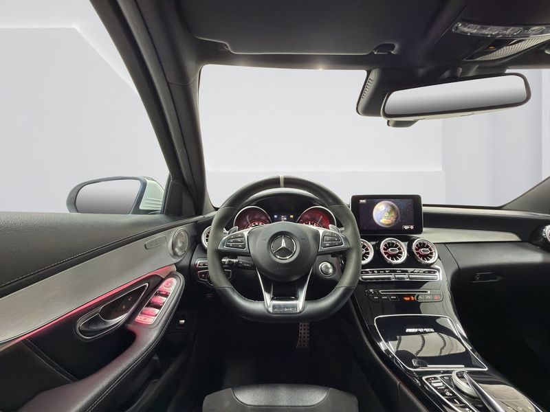 Mercedes C63 AMG bild 11