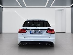 Mercedes C63 AMG bild 5