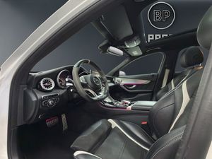 Mercedes C63 AMG bild 7