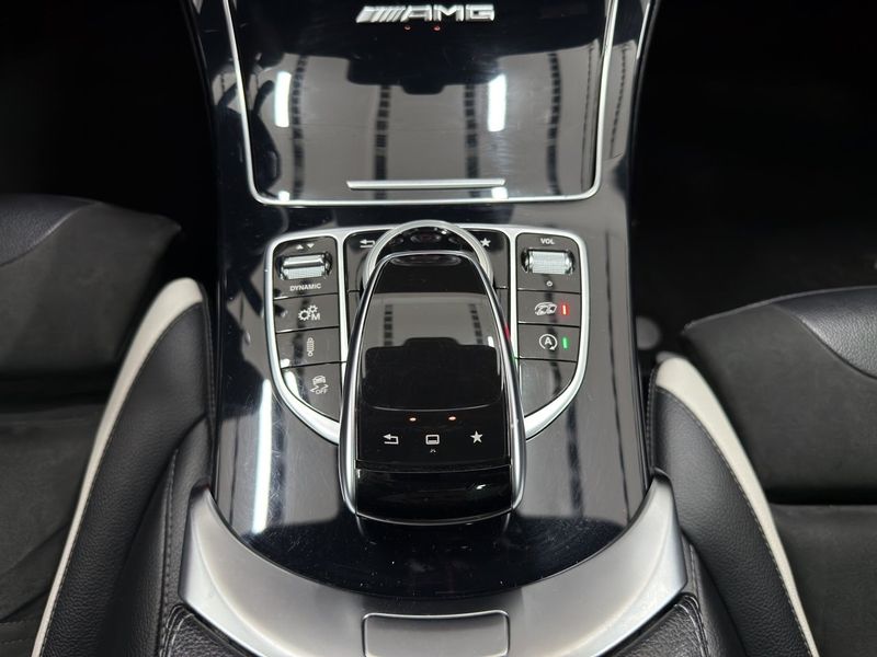 Mercedes C63 AMG bild 14