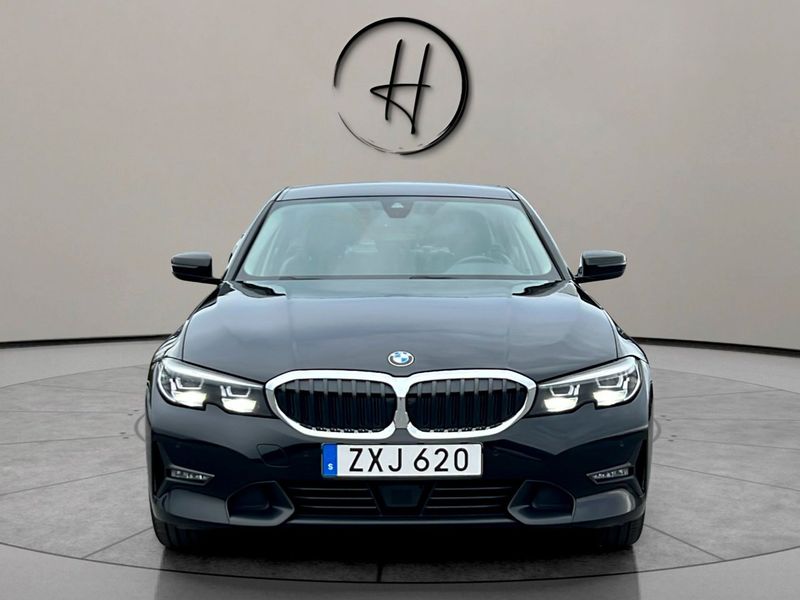 BMW 330 bild 4