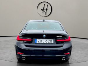 BMW 330 bild 5