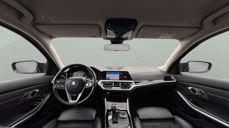 BMW 330 bild 13