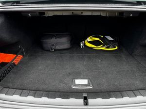 BMW 330 bild 11