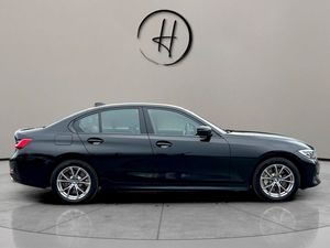 BMW 330 bild 7