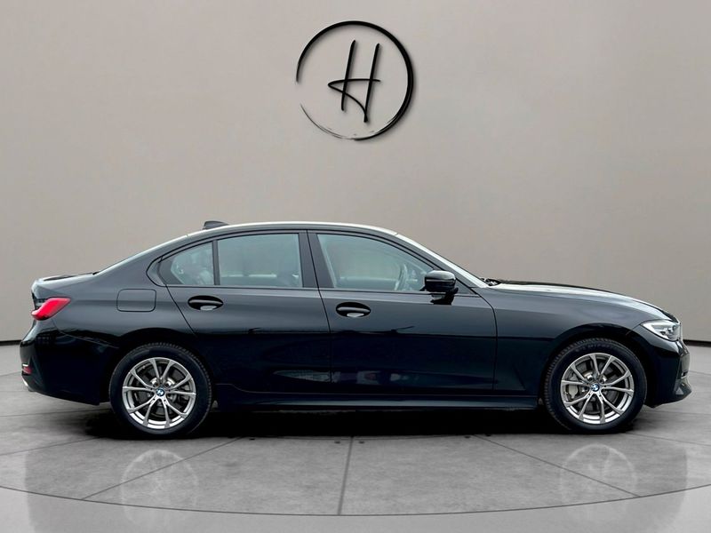 BMW 330 bild 7