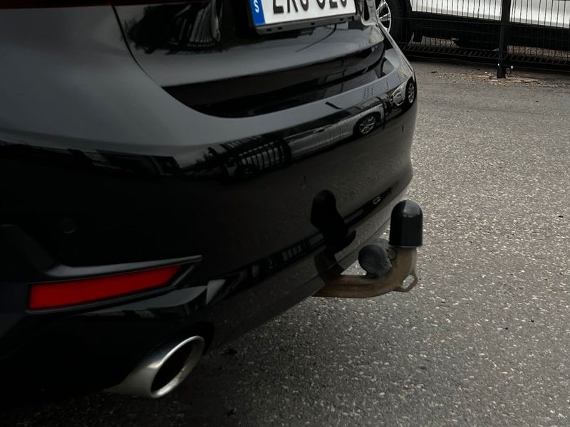 BMW 330 bild 10