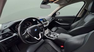 BMW 330 bild 12