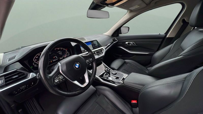 BMW 330 bild 12