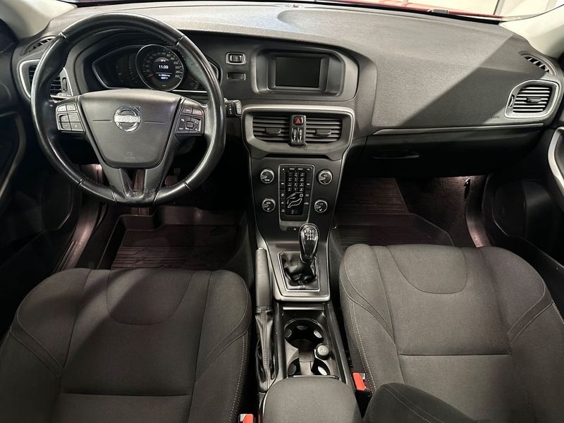 Volvo V40 bild 7