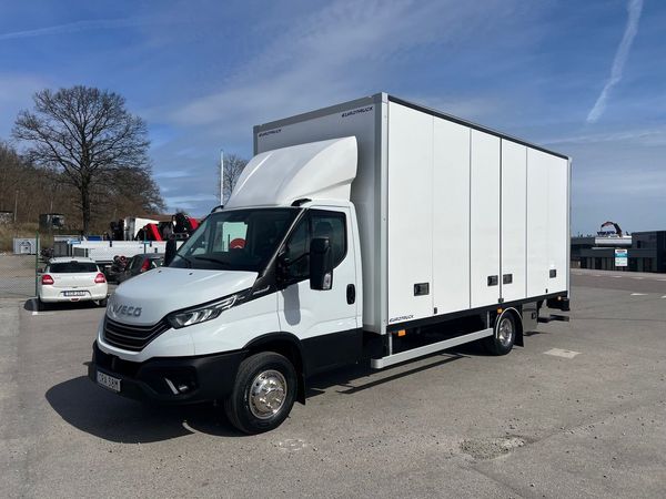 Iveco Daily 72C18 A8 Skåpbil Öppningsbarsida Fullutrustad - 2025