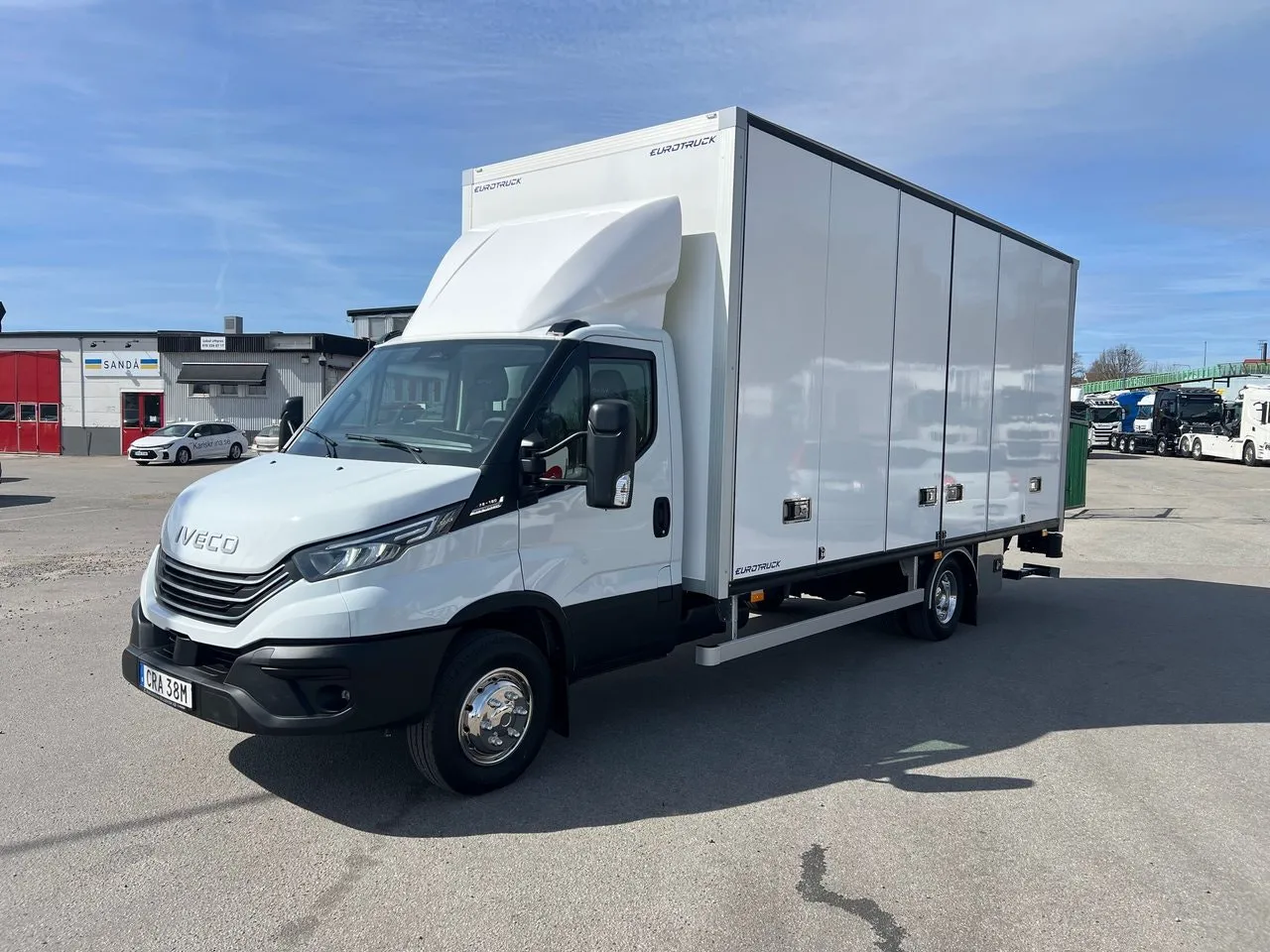 Vehicle image 36