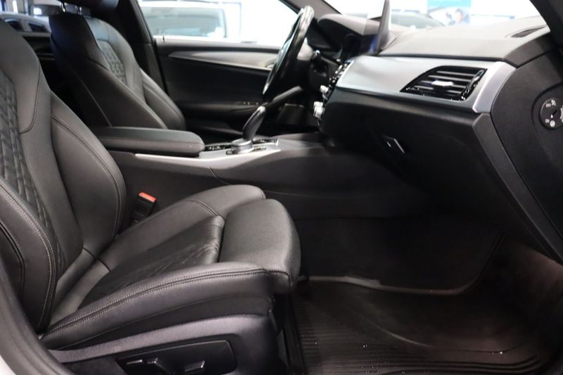 BMW 520 bild 10