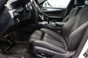 BMW 520 bild 9