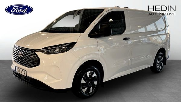 Ford E-Custom TREND SKÅP 320S RWD - 2025
