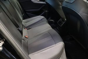Audi A4 bild 12