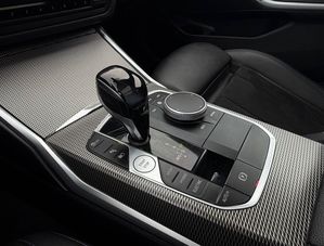 BMW 330 bild 15