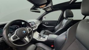 BMW 330 bild 9
