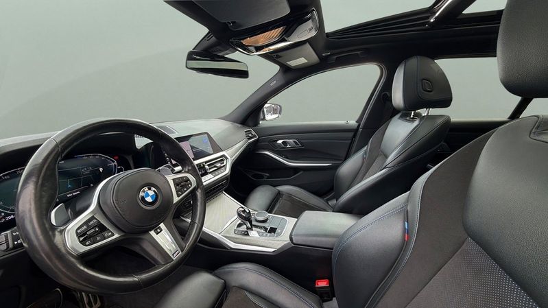 BMW 330 bild 9