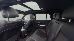 BMW 330 bild 12