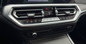 BMW 330 bild 14