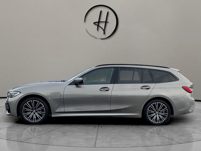 BMW 330 bild 5