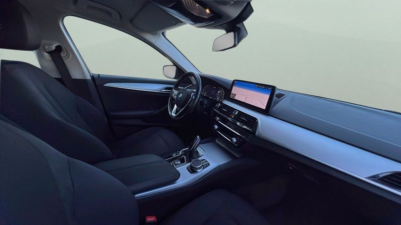 BMW 530 bild 9