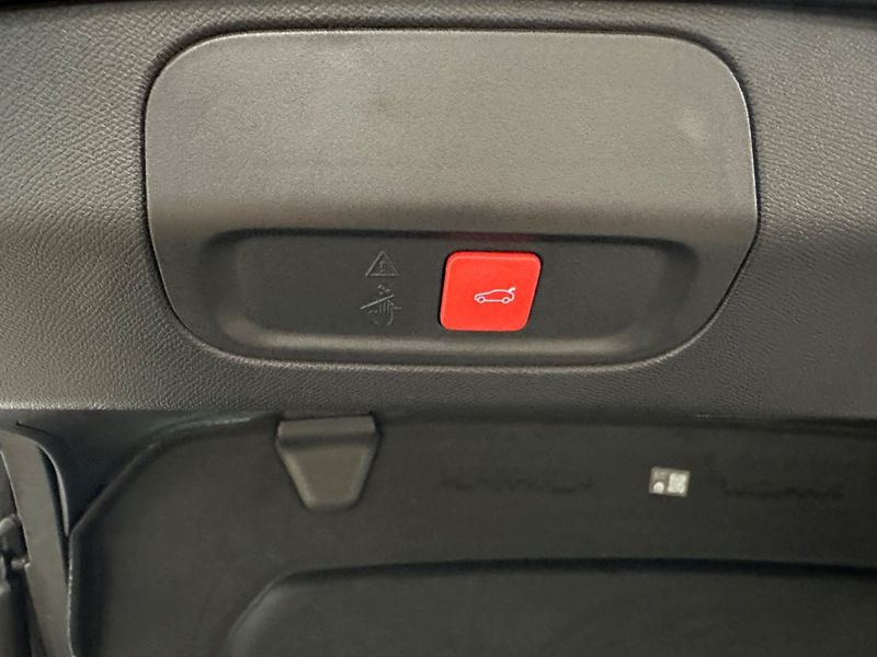 Peugeot 408 bild 7