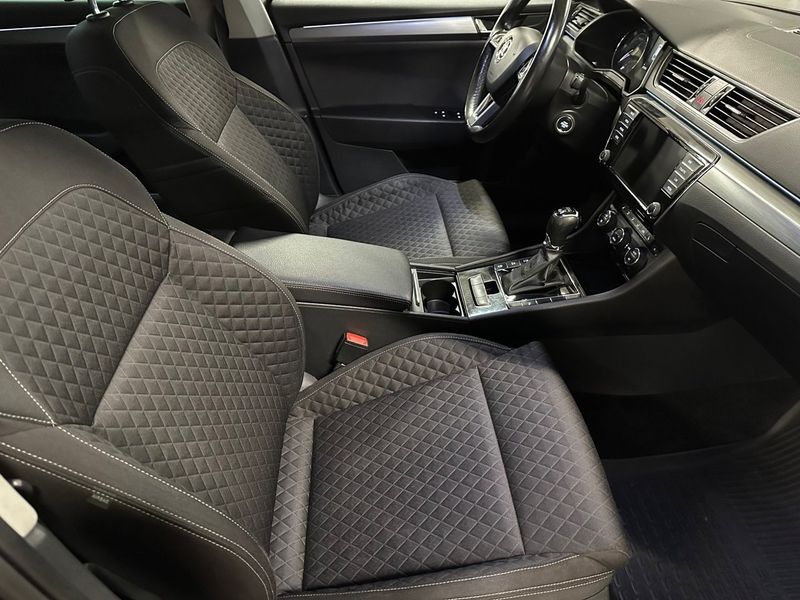 Skoda Superb bild 9