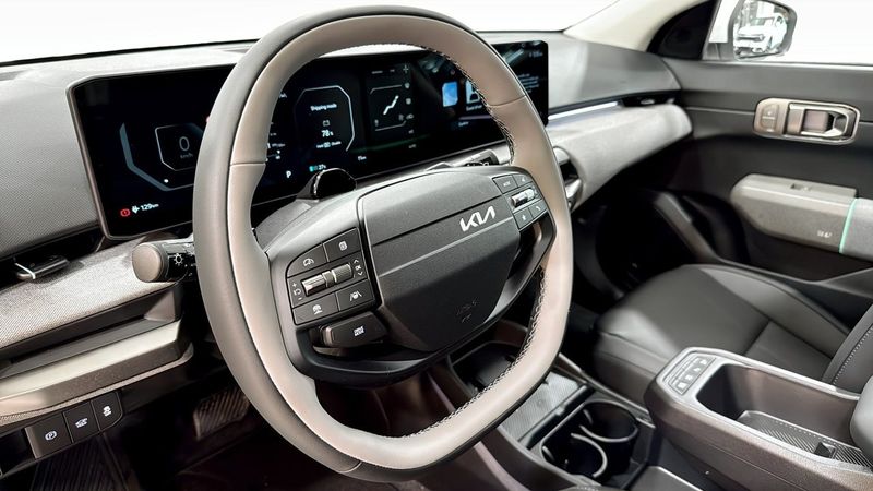 Kia EV4 bild 10